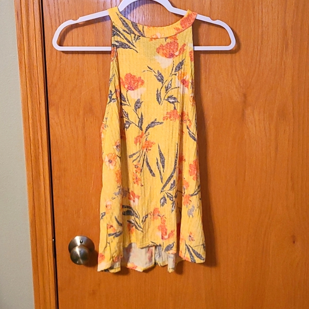 W5 yellow and orange tee